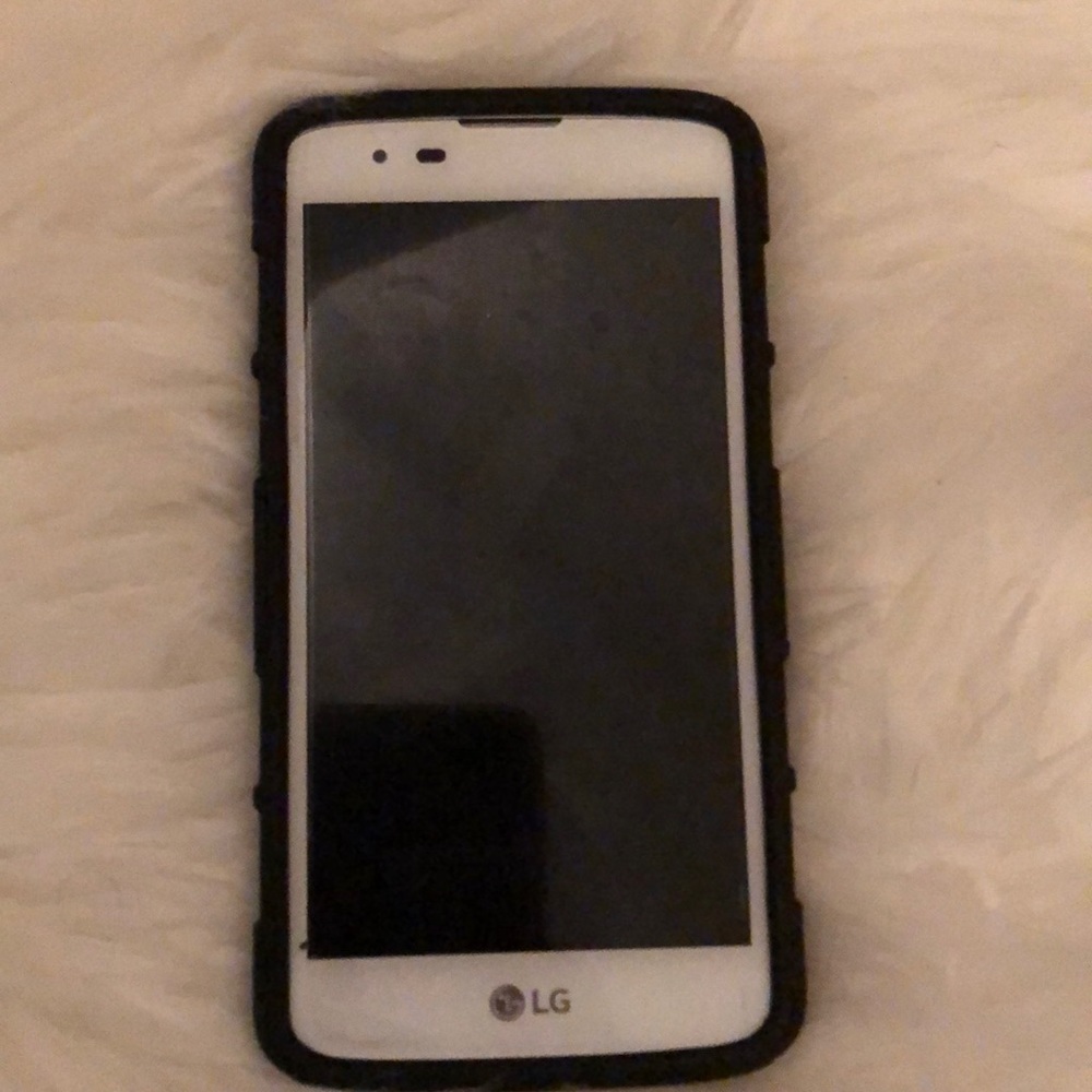 Lg phone case included